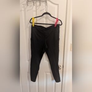 Capri thick and not see thru leggings Torrid